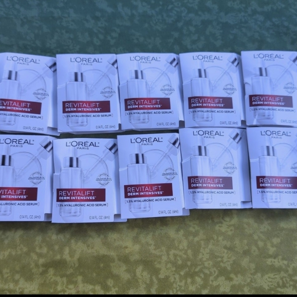L'Oreal 10x REVITALIFT DERM INTENSIVES1.5% Pure Hyaluronic Acid Serum 0.14fl.oz